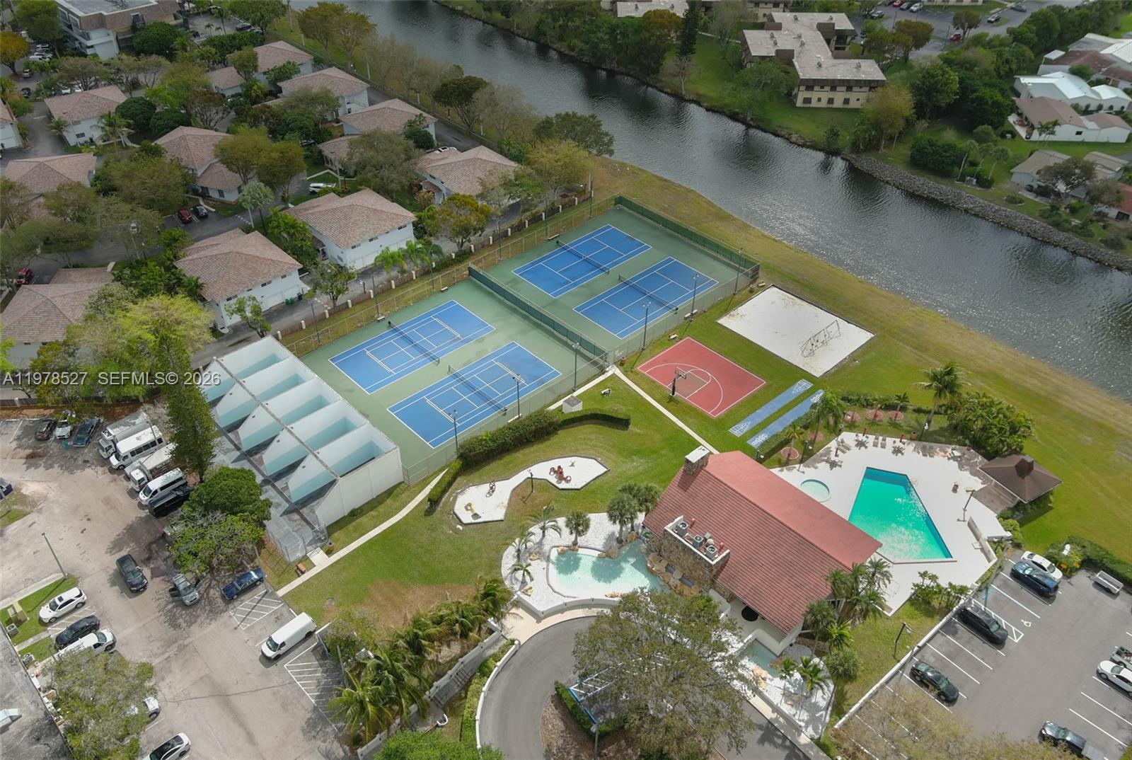 KINGS CREEK - Residential Lease