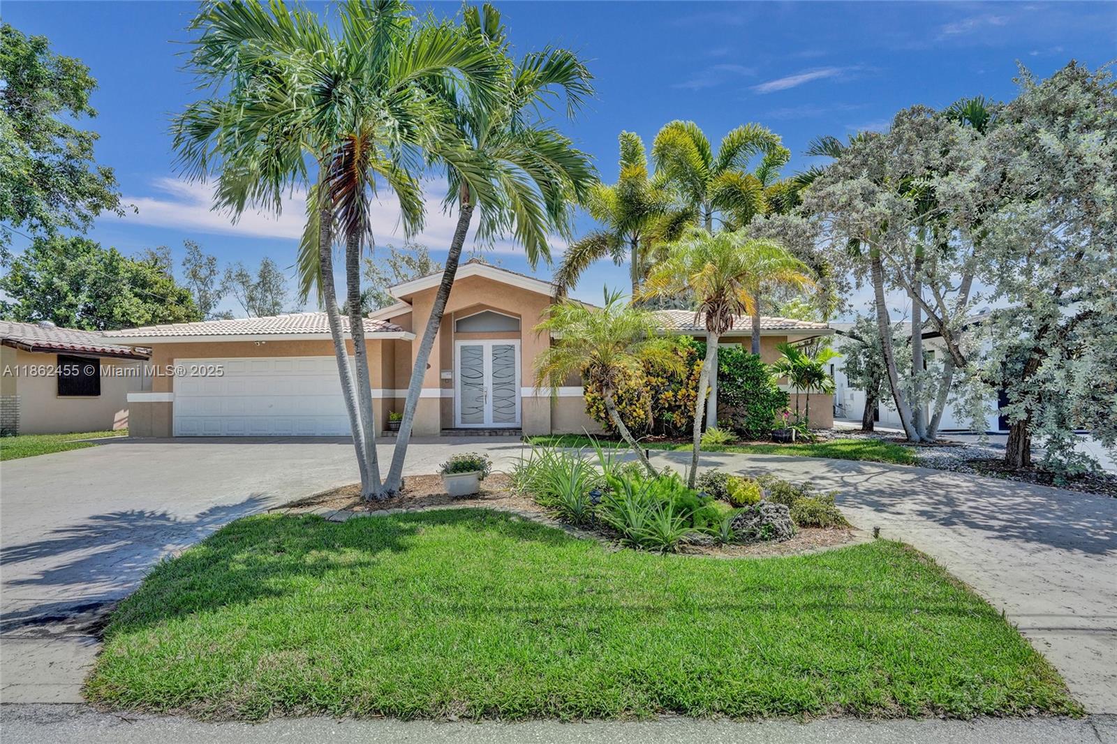 CYPRESS LAKE ESTATES - Residential