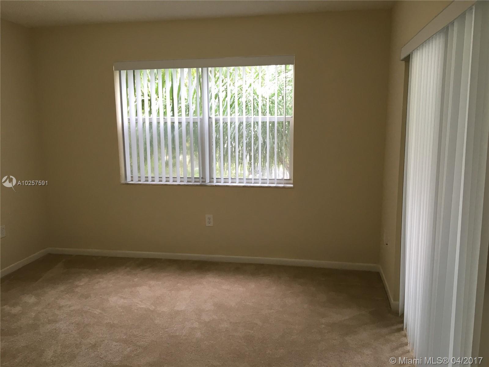 LE CLUB AT OLD CUTLER CON - Residential Lease