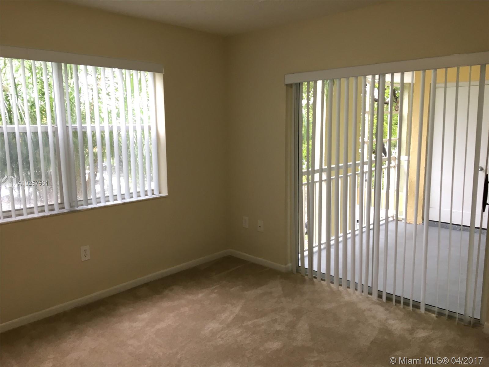 LE CLUB AT OLD CUTLER CON - Residential Lease