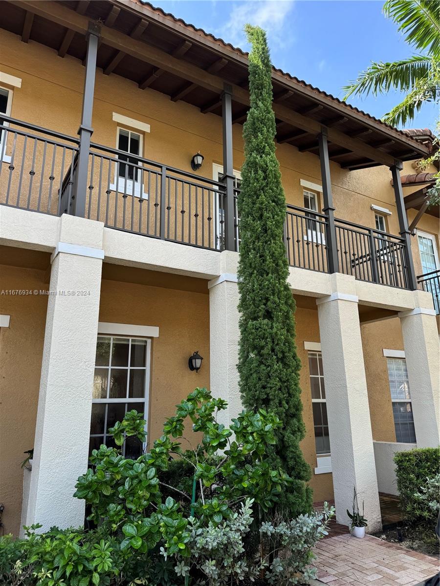 MEADOW PINES - Residential