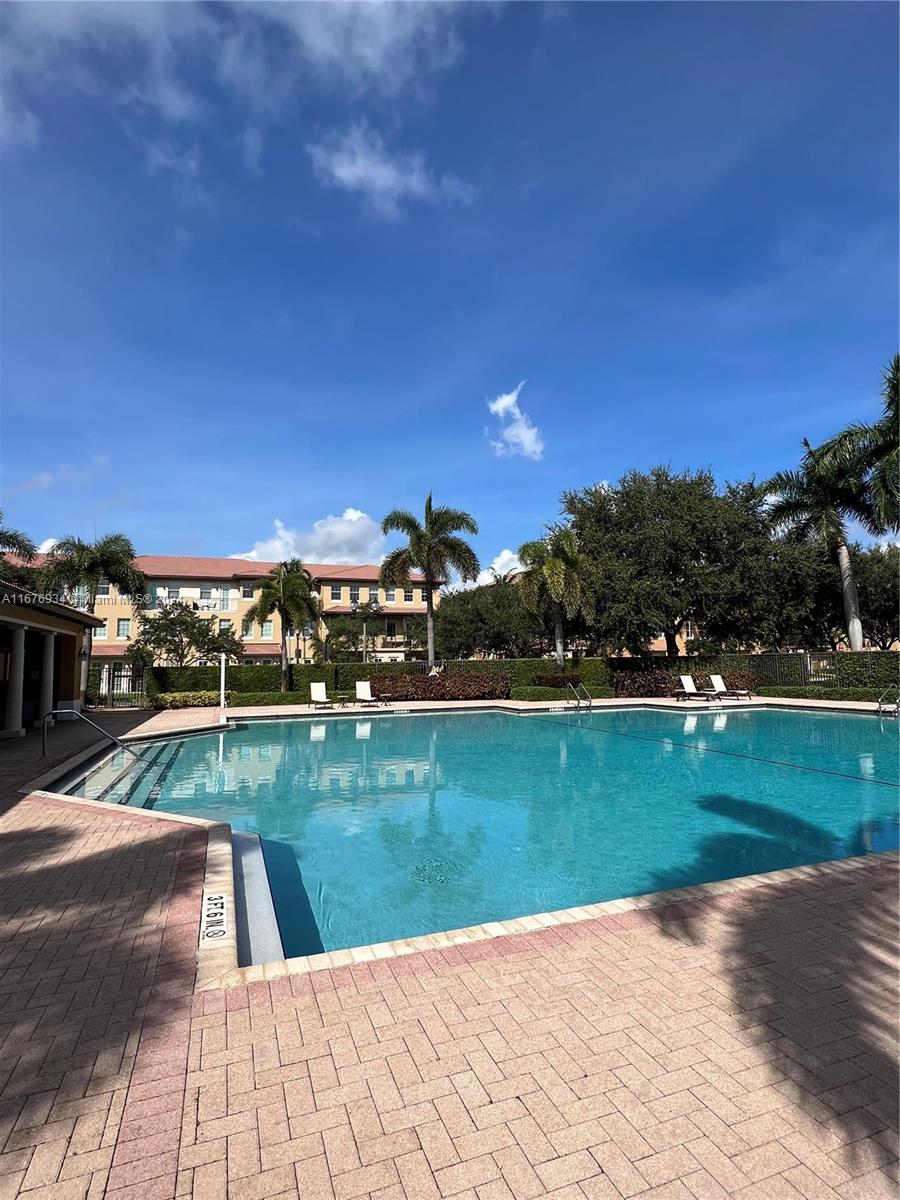 MEADOW PINES - Residential