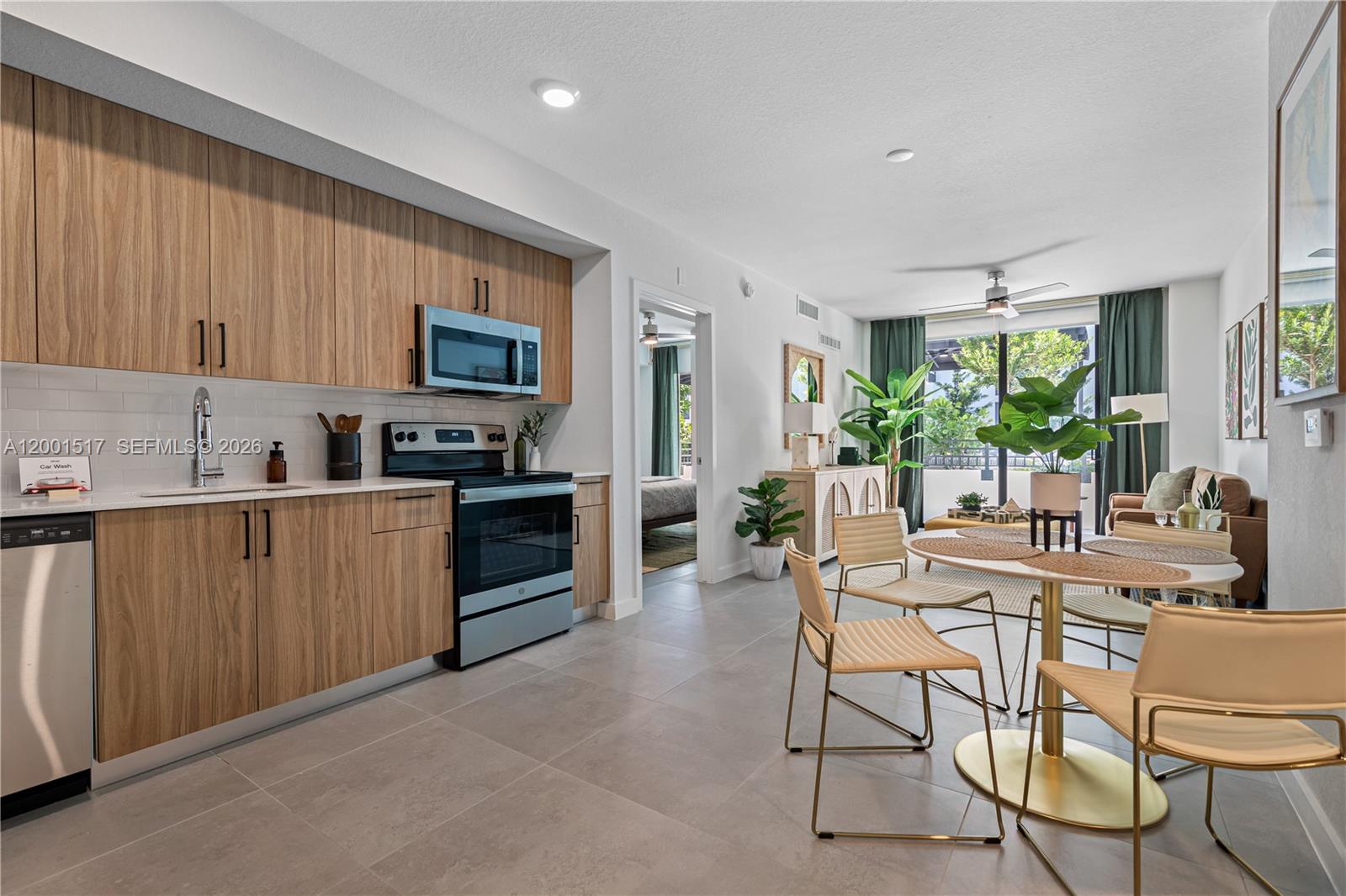 TOWN OF MODELO (DANIA) B- - Residential Lease