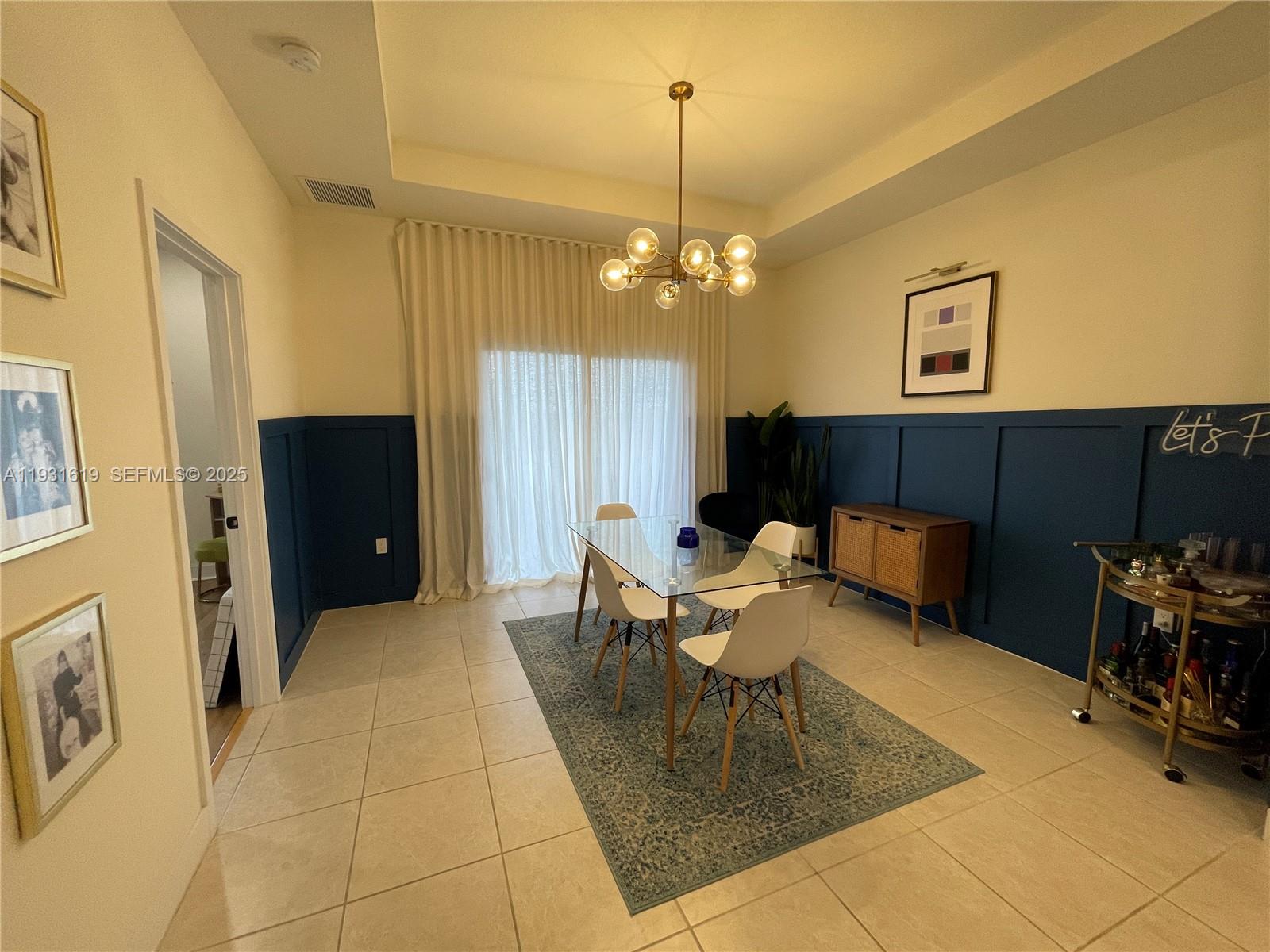 APEX AT PARK CENTRAL COND - Residential Lease