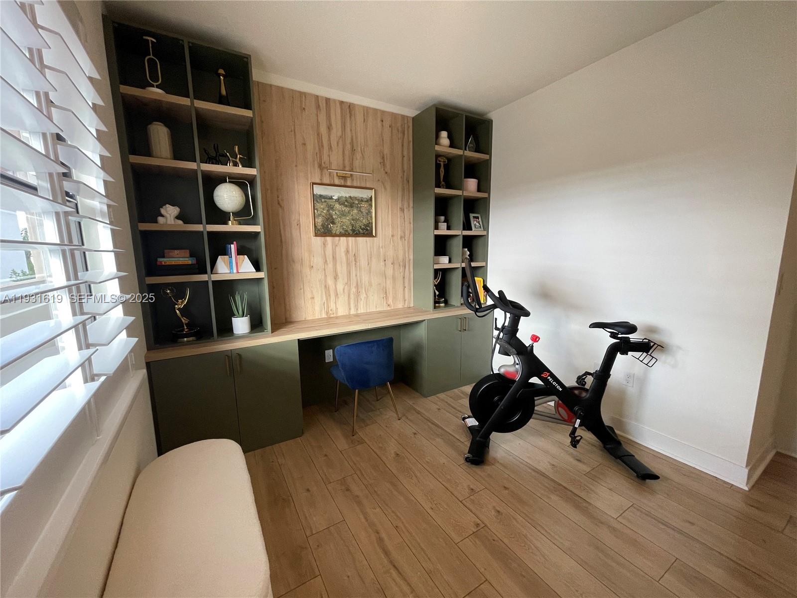 APEX AT PARK CENTRAL COND - Residential Lease