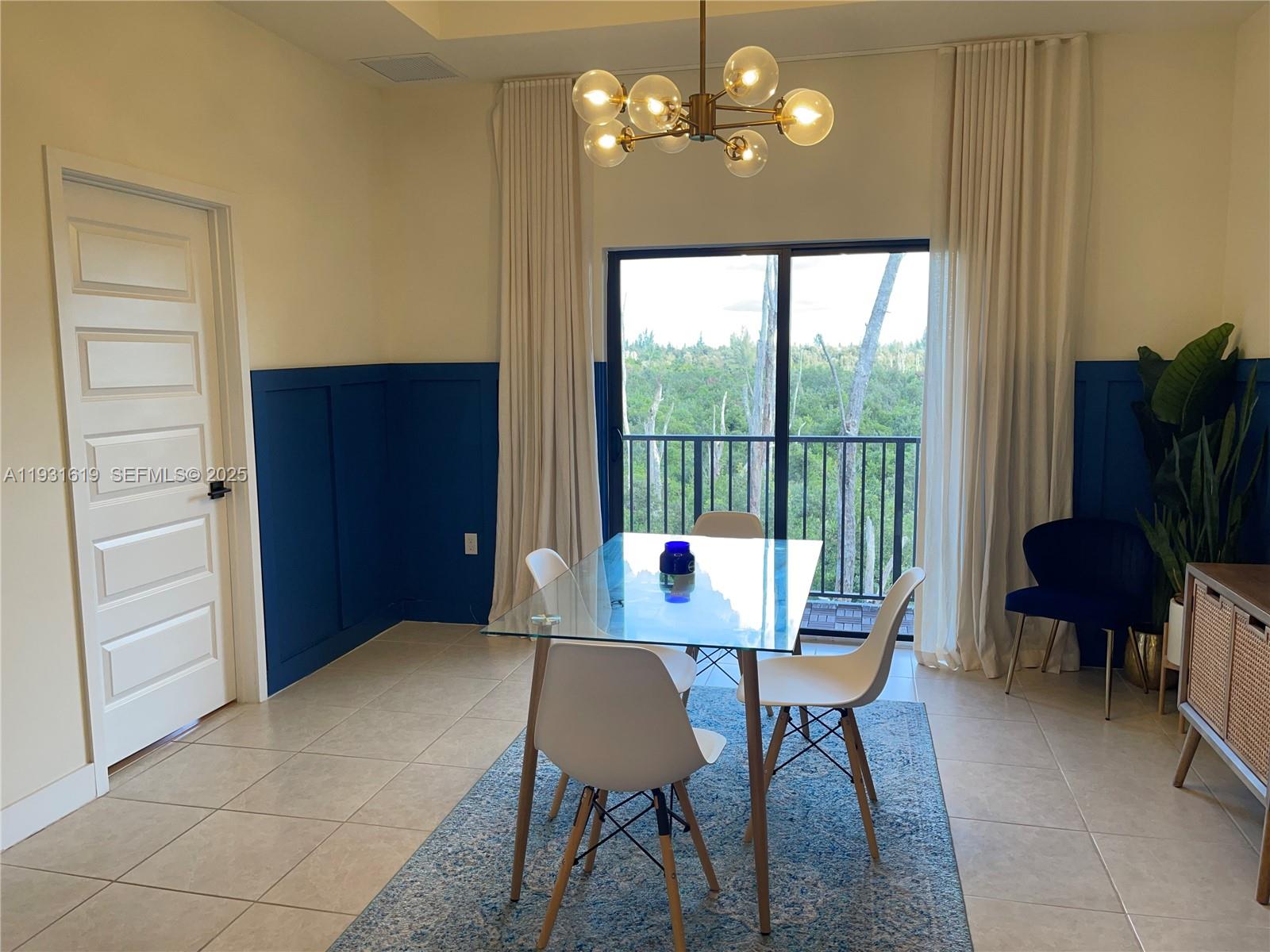 APEX AT PARK CENTRAL COND - Residential Lease