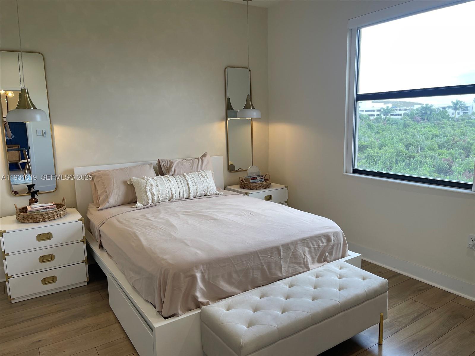 APEX AT PARK CENTRAL COND - Residential Lease