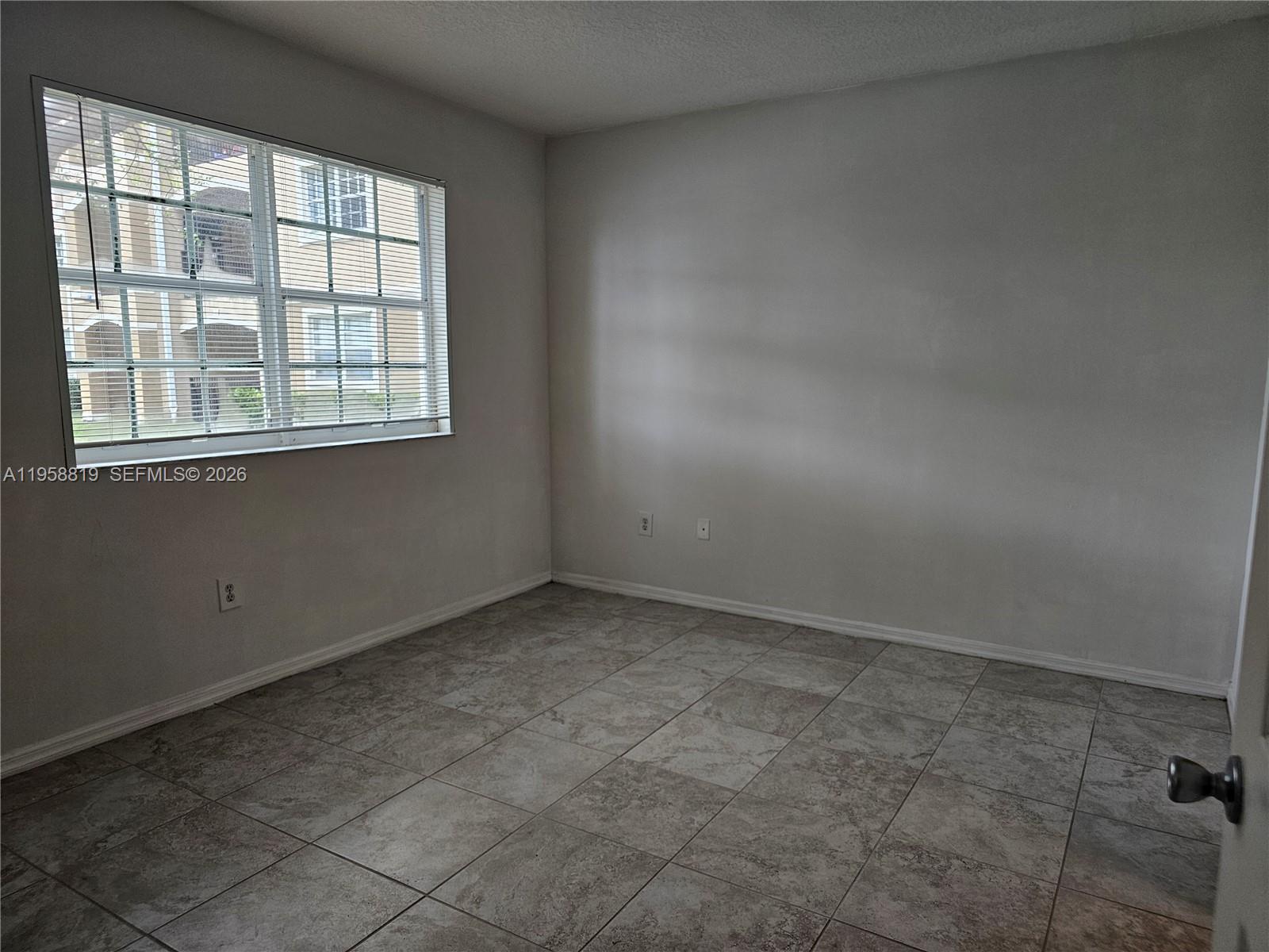 MARQUESA CONDO - Residential Lease