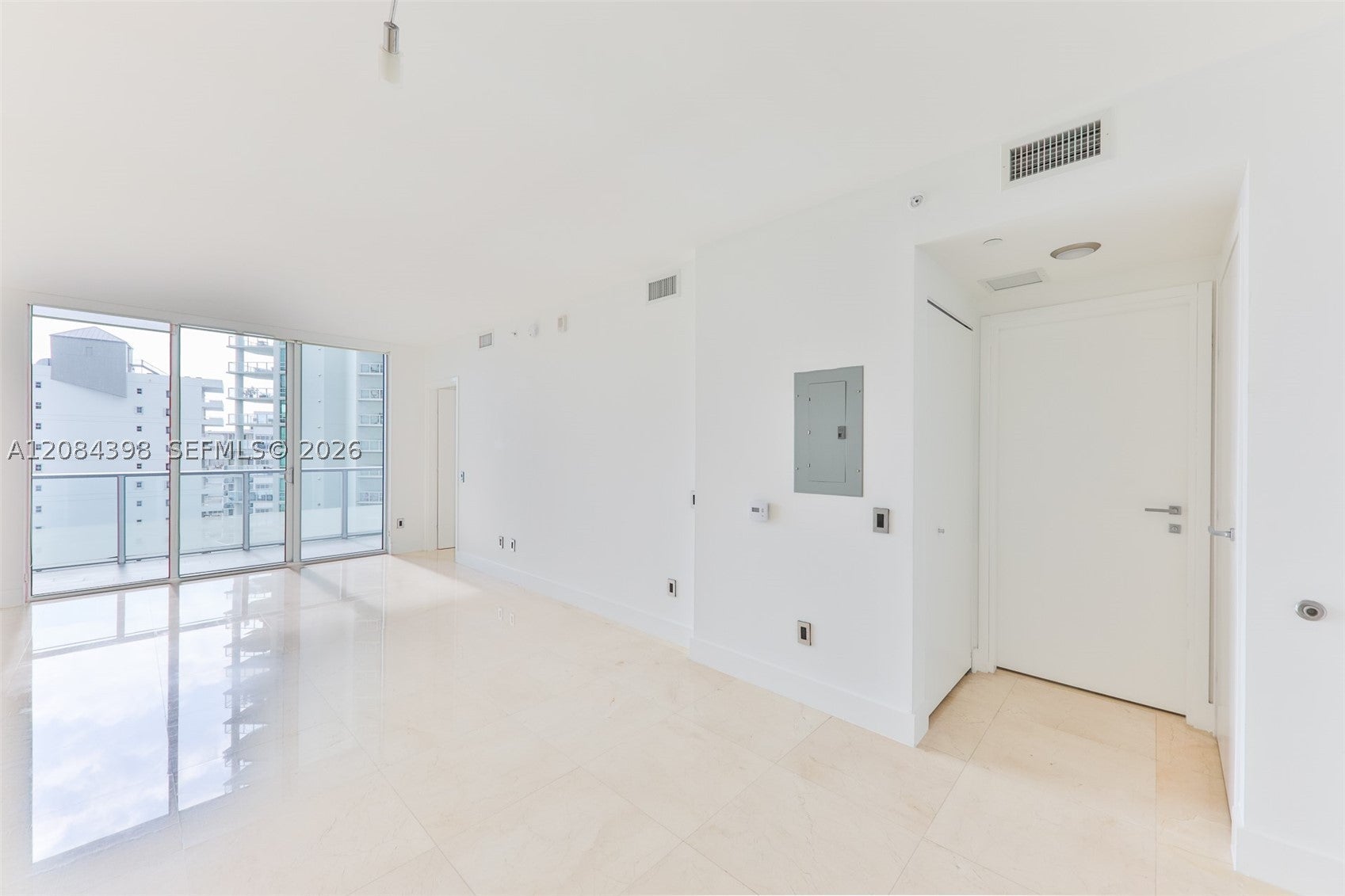 1300 Brickell Bay Dr 1206
