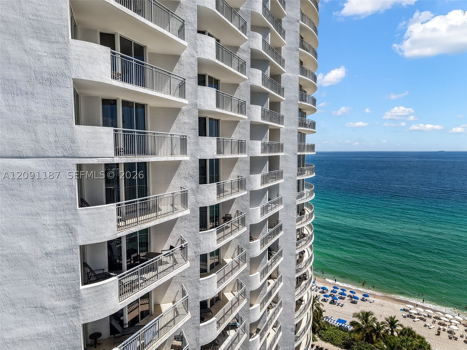 17375 Collins Ave 1404