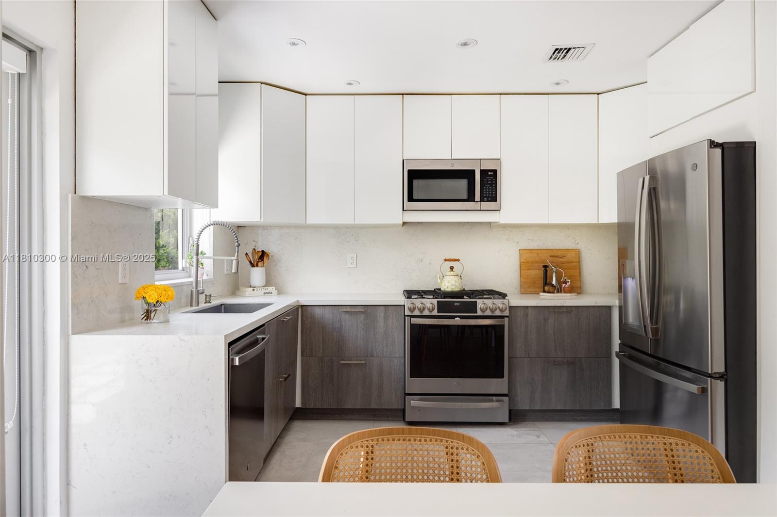 CENTRAL MIAMI PART 1 - Residential