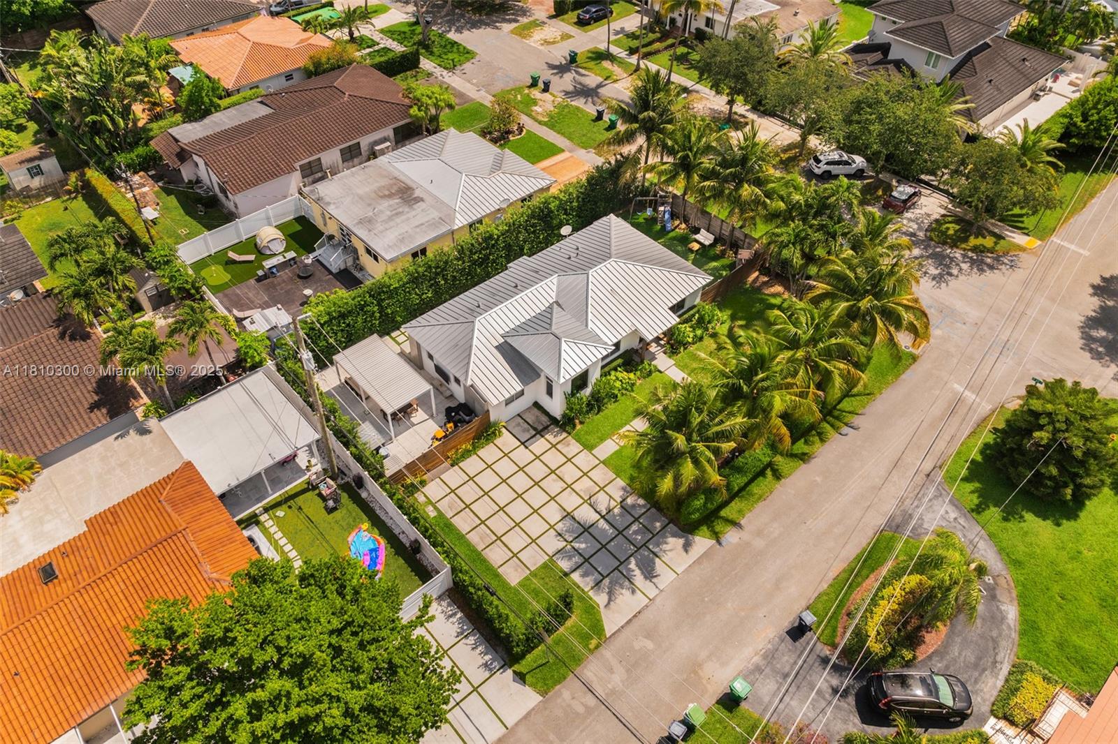 CENTRAL MIAMI PART 1 - Residential