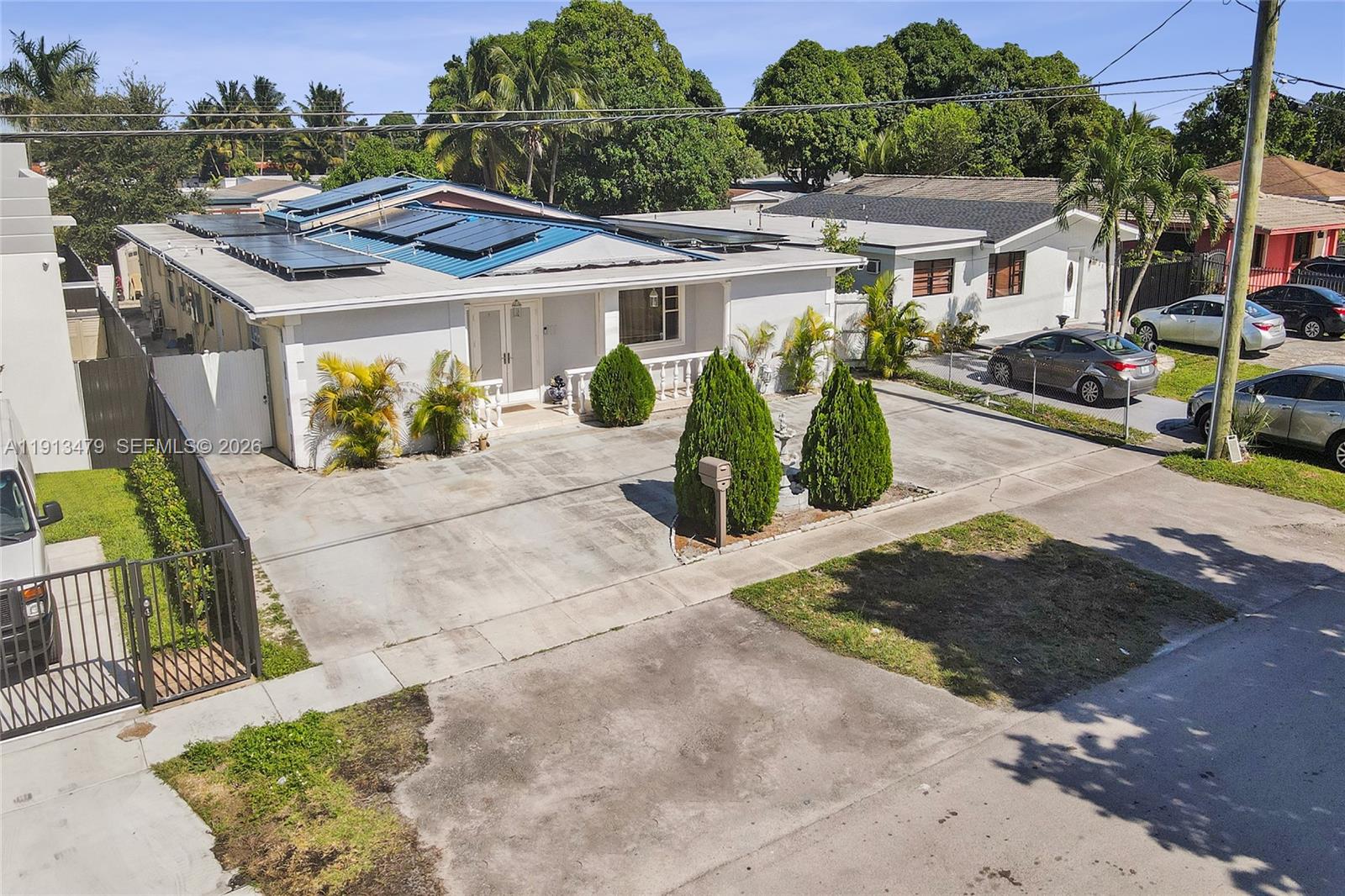 311 E 51st St, Hialeah, FL, 33013/$750,000 2 311 E 51st St