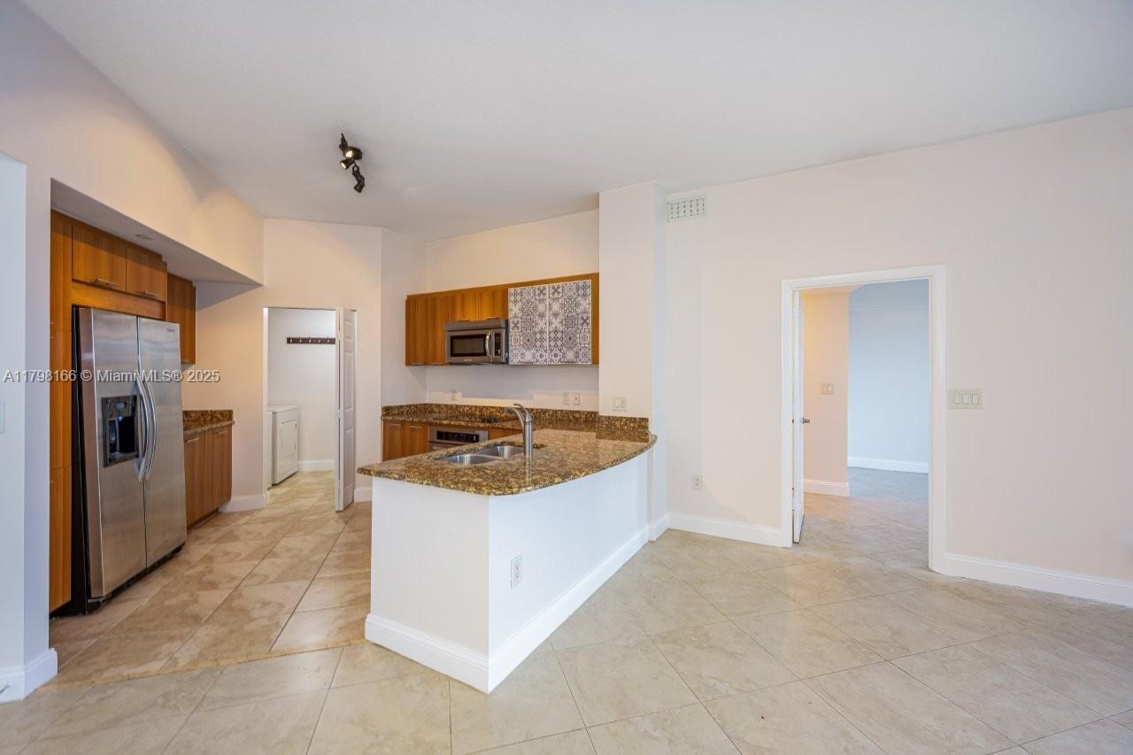 Rental Property at 510 Nw 84th Ave 624, Plantation, Miami-Dade County, Florida - Bedrooms: 2 
Bathrooms: 2  - $3,500 MO.