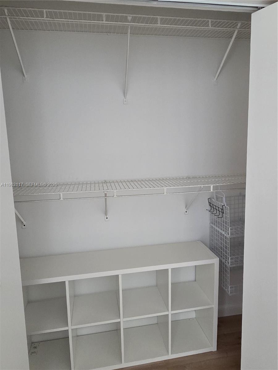 MADISON DOWNTOWN CONDO - Residential Lease