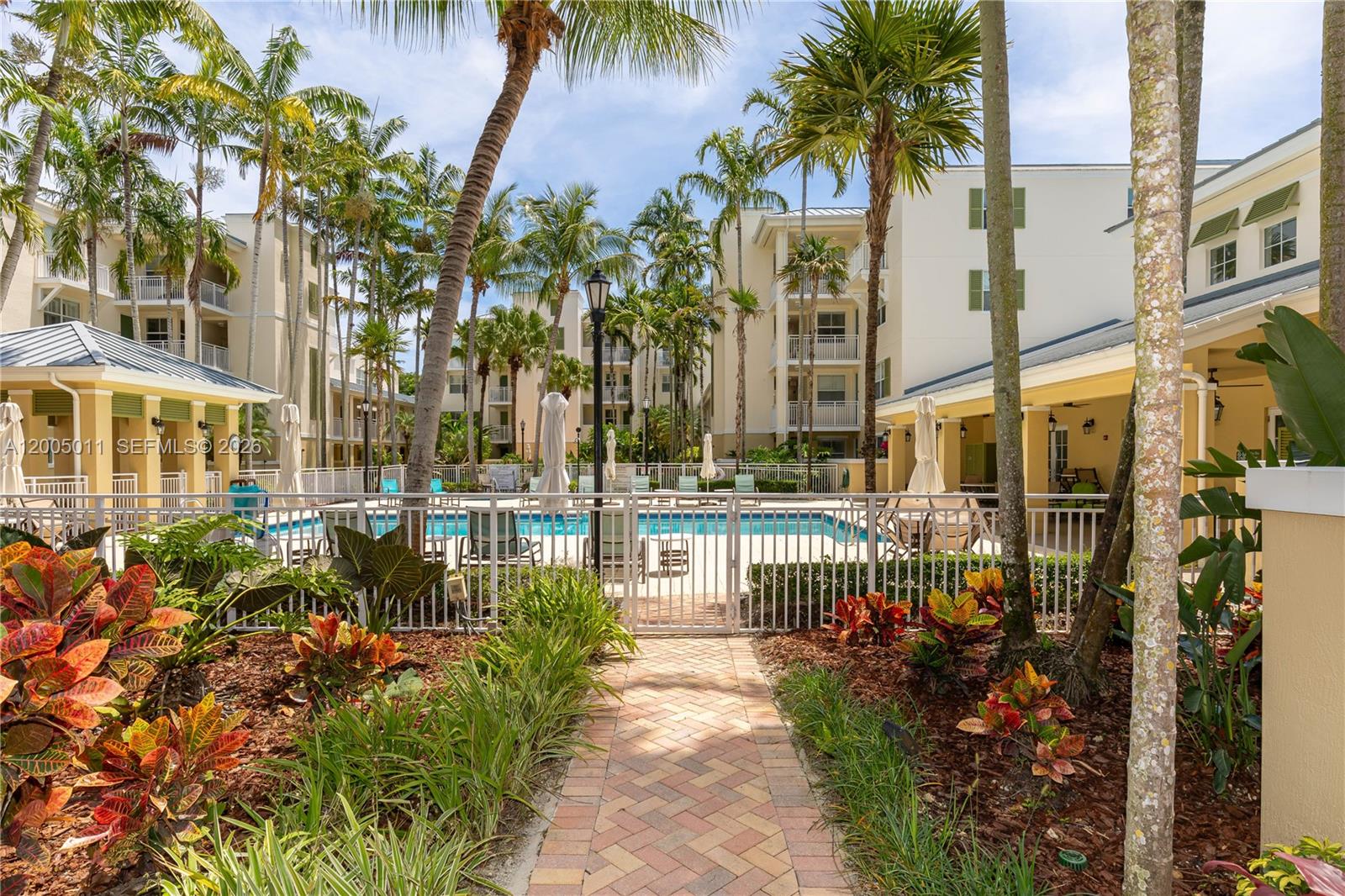 THE RESERVE OF PINECREST - Residential