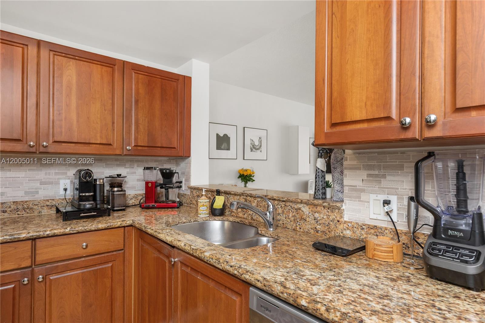 THE RESERVE OF PINECREST - Residential