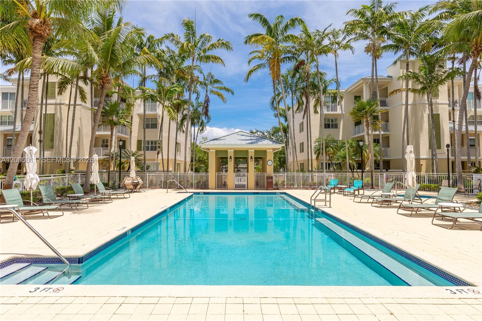 THE RESERVE OF PINECREST - Residential