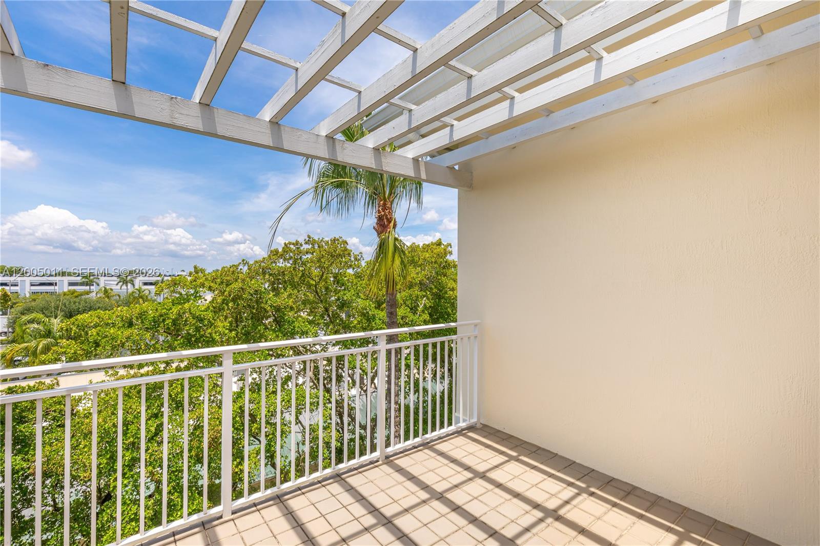 THE RESERVE OF PINECREST - Residential
