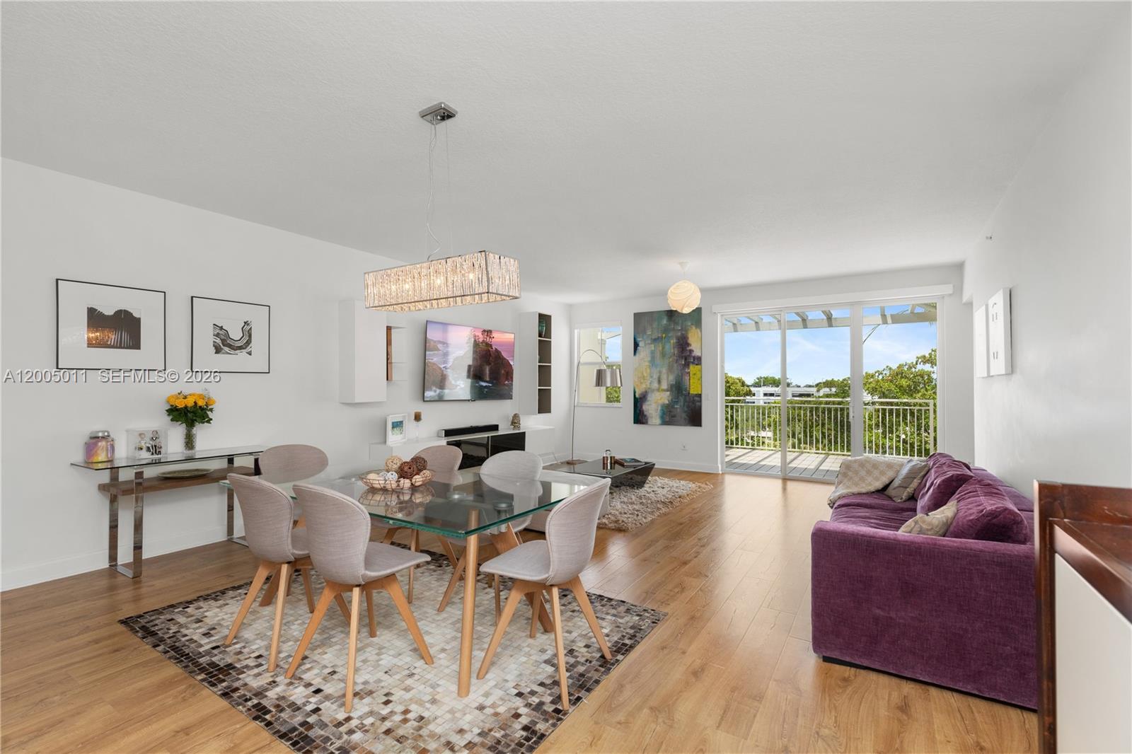 THE RESERVE OF PINECREST - Residential