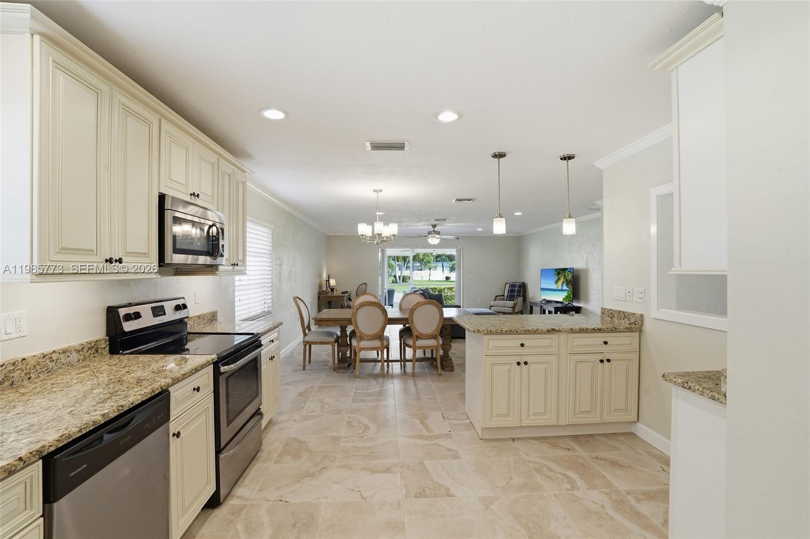 WHISKEY CREEK VILLAGE GREE - Residential