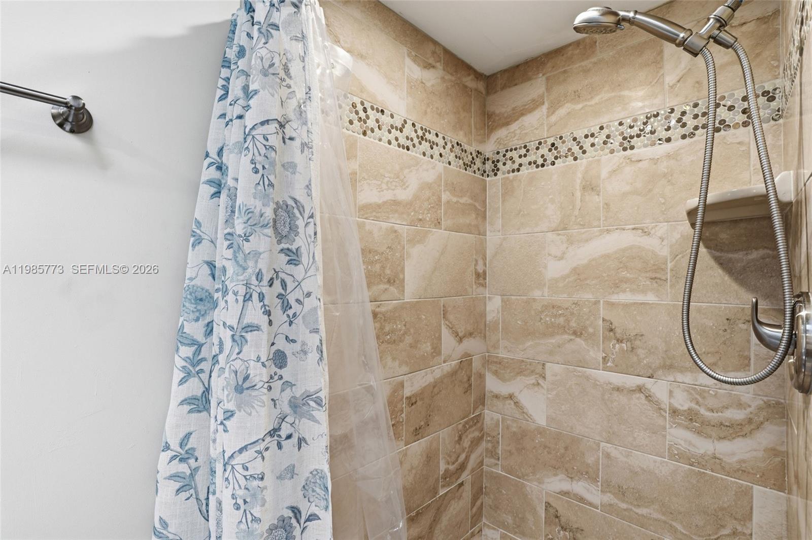 WHISKEY CREEK VILLAGE GREE - Residential