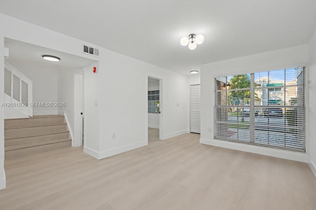 FLAMINGO GARDENS PHASE FO - Residential