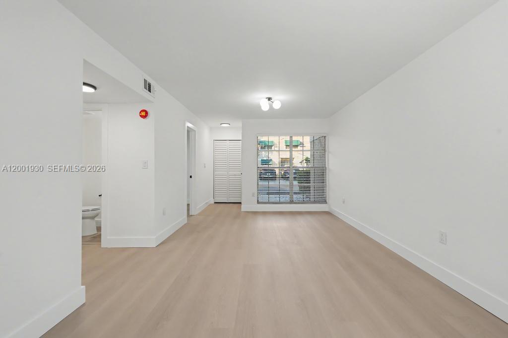 FLAMINGO GARDENS PHASE FO - Residential