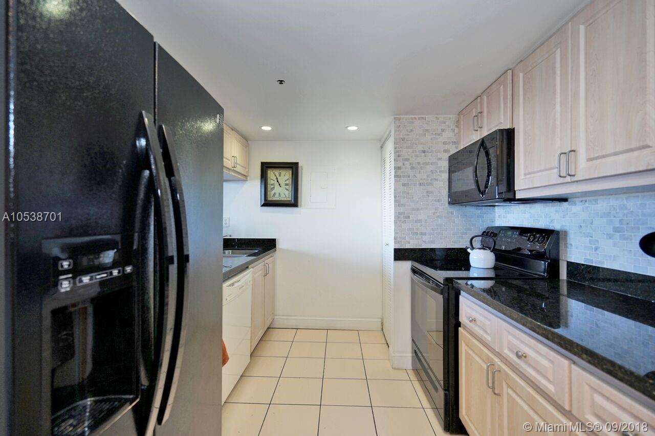 THE GRANDVIEW PALACE COND - Residential Lease