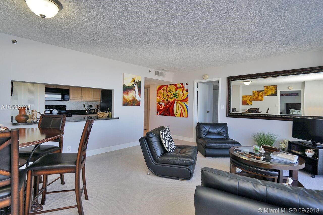 THE GRANDVIEW PALACE COND - Residential Lease