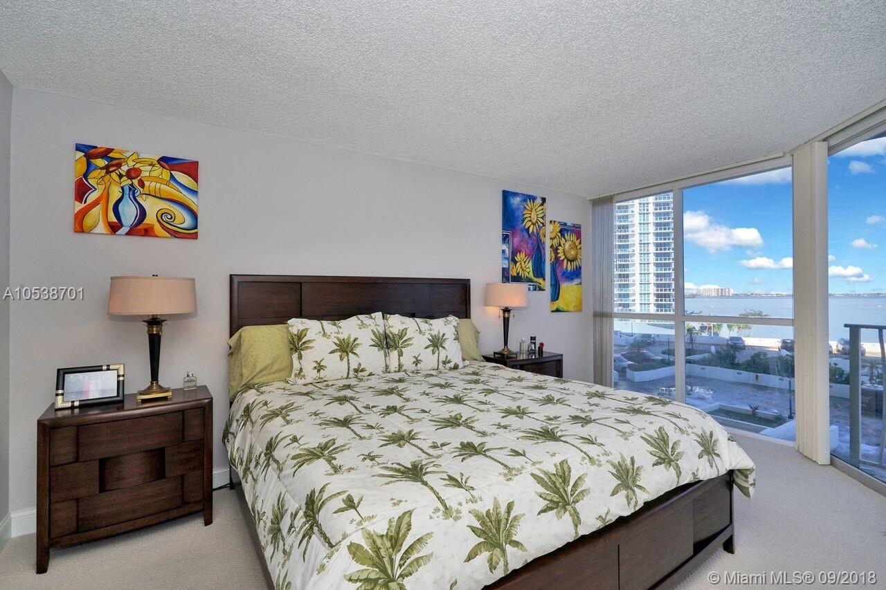 THE GRANDVIEW PALACE COND - Residential Lease