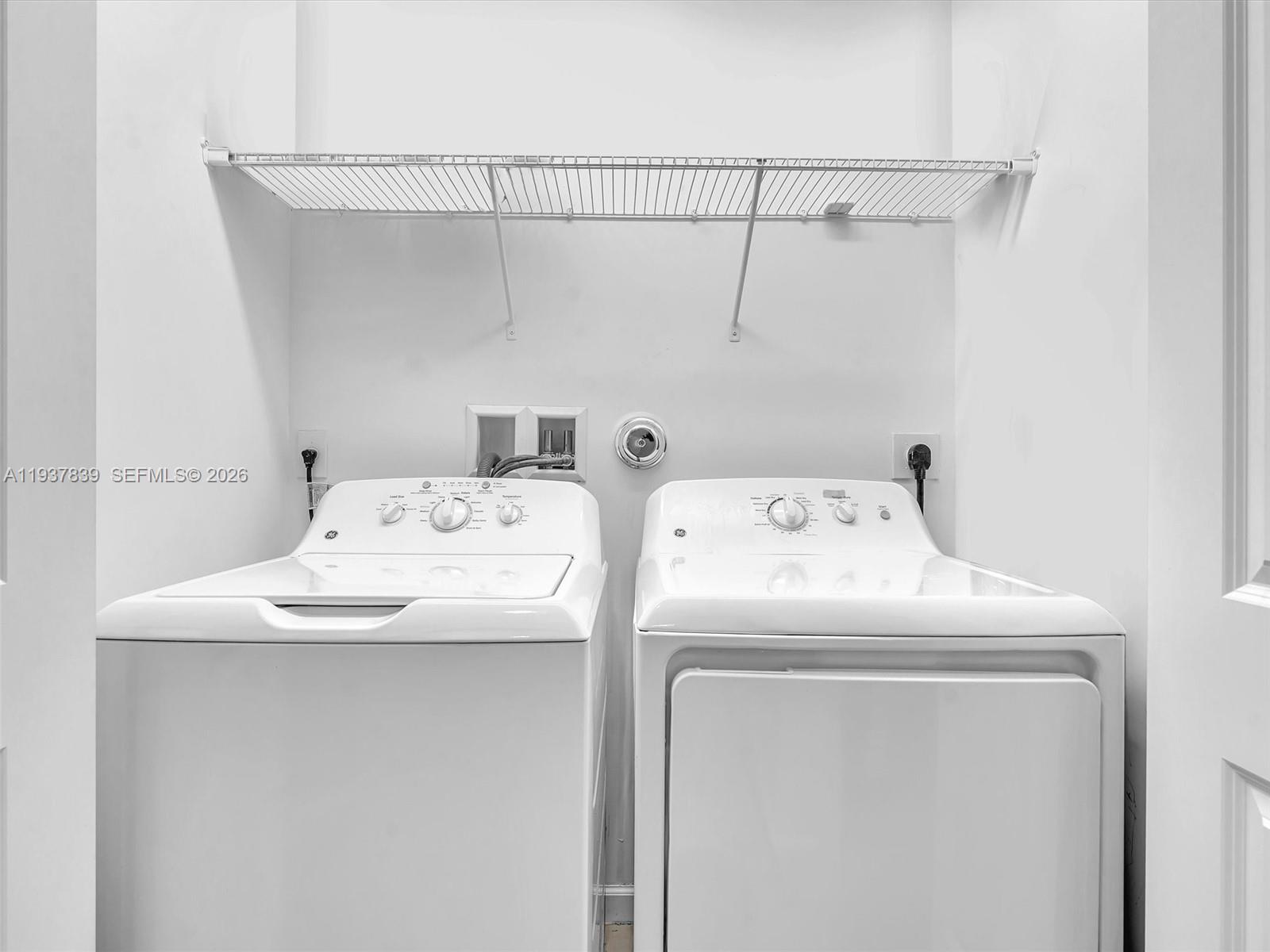 RIVER GARDENS - Residential