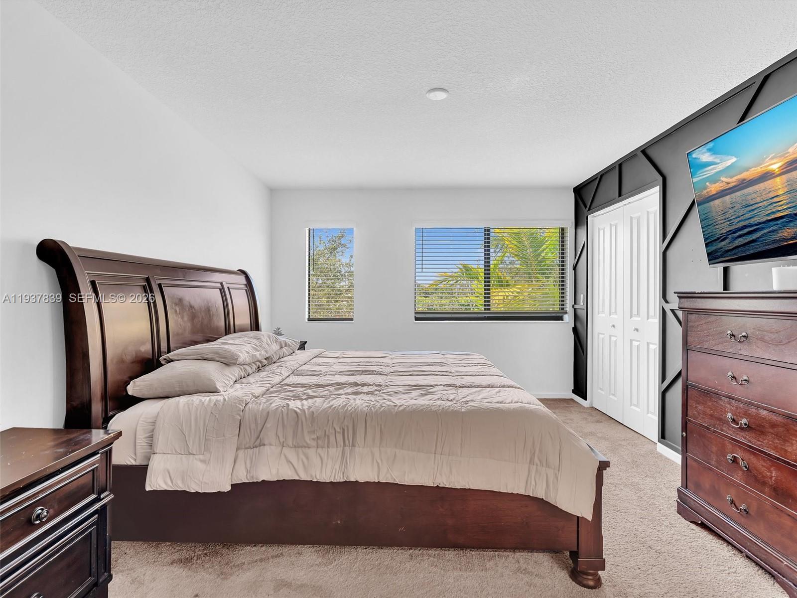 RIVER GARDENS - Residential