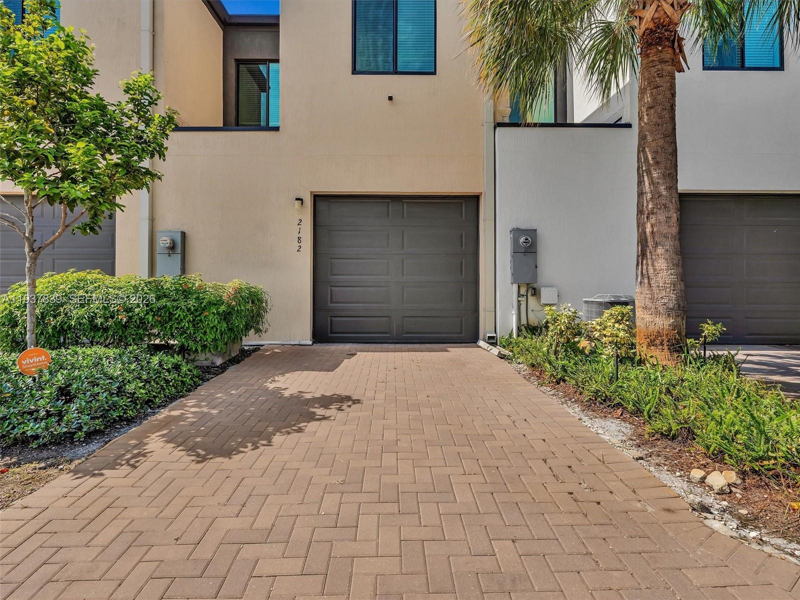 RIVER GARDENS - Residential