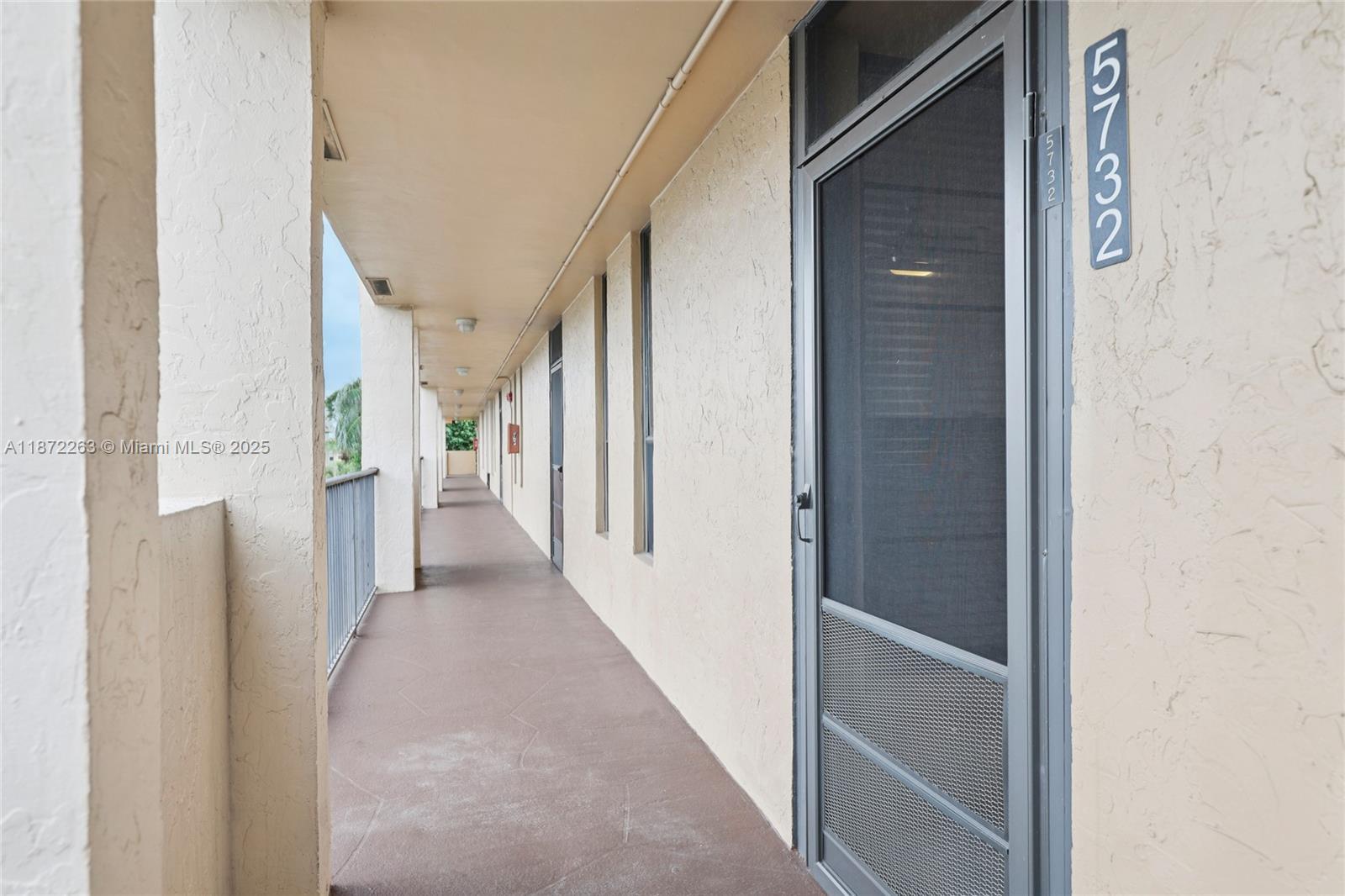 CORAL GATE II CONDO - Residential