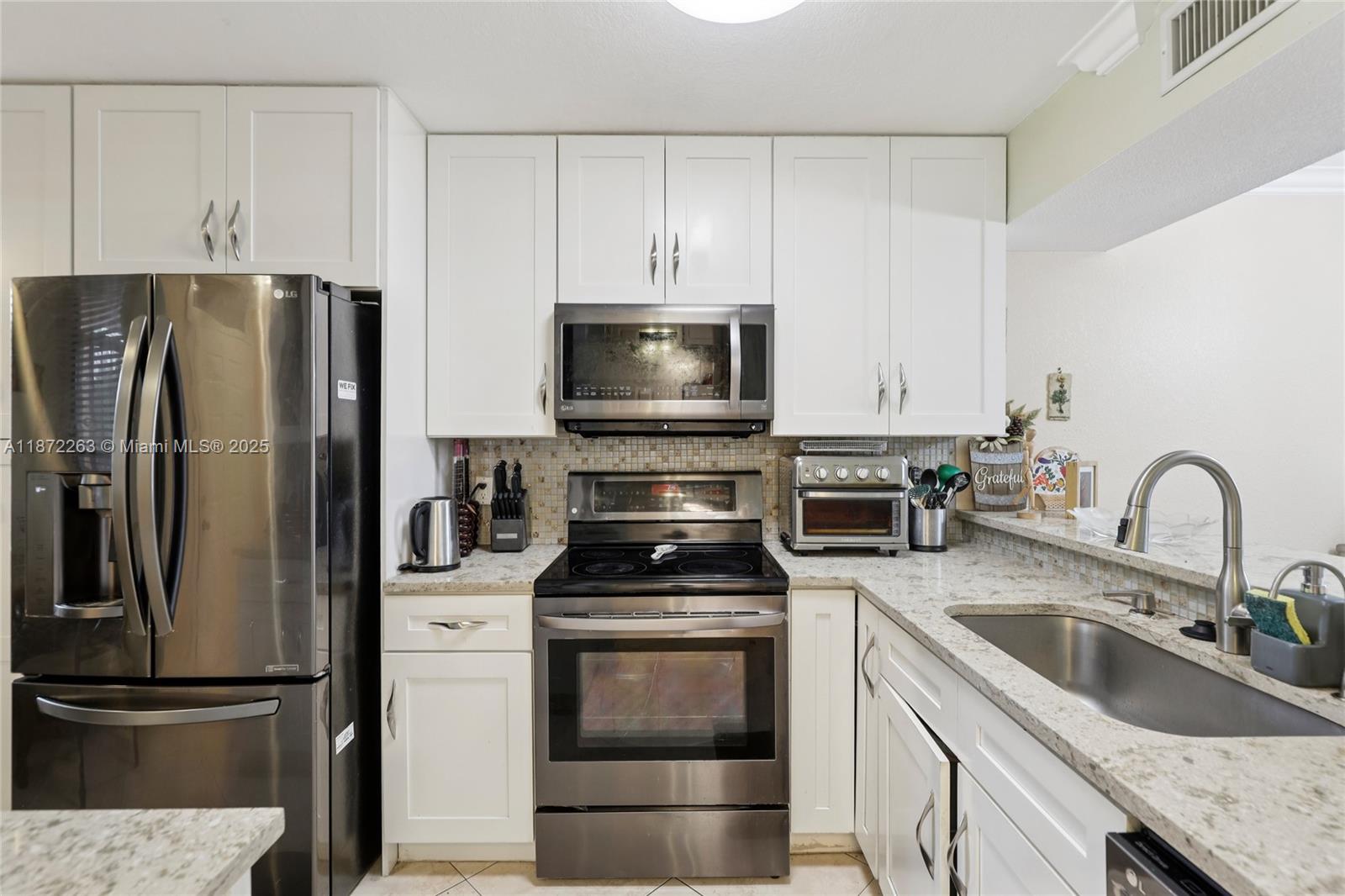 CORAL GATE II CONDO - Residential