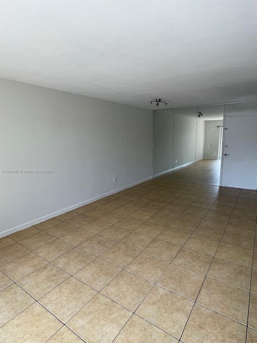 KENDALL ACRES CONDO BLDG - Residential Lease