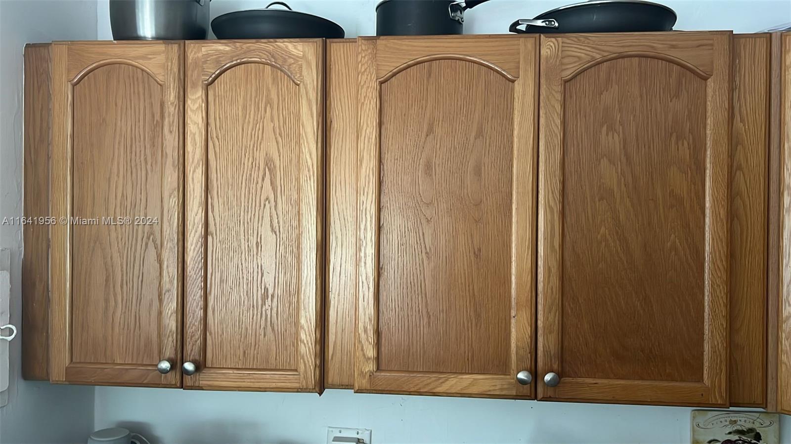 VILLAGE AT DADELAND CONDO - Residential