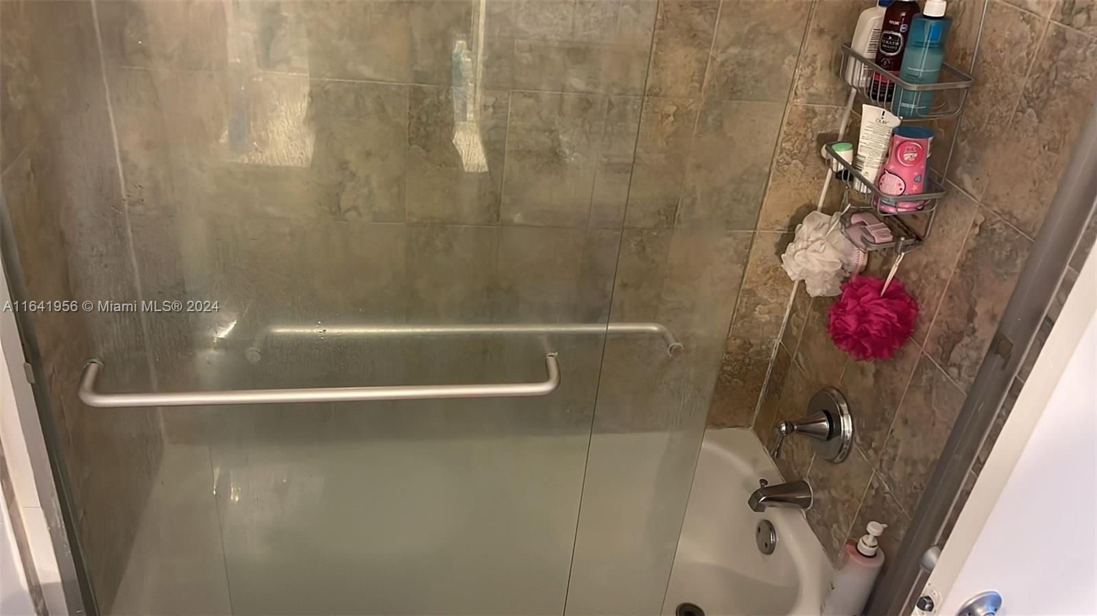 VILLAGE AT DADELAND CONDO - Residential