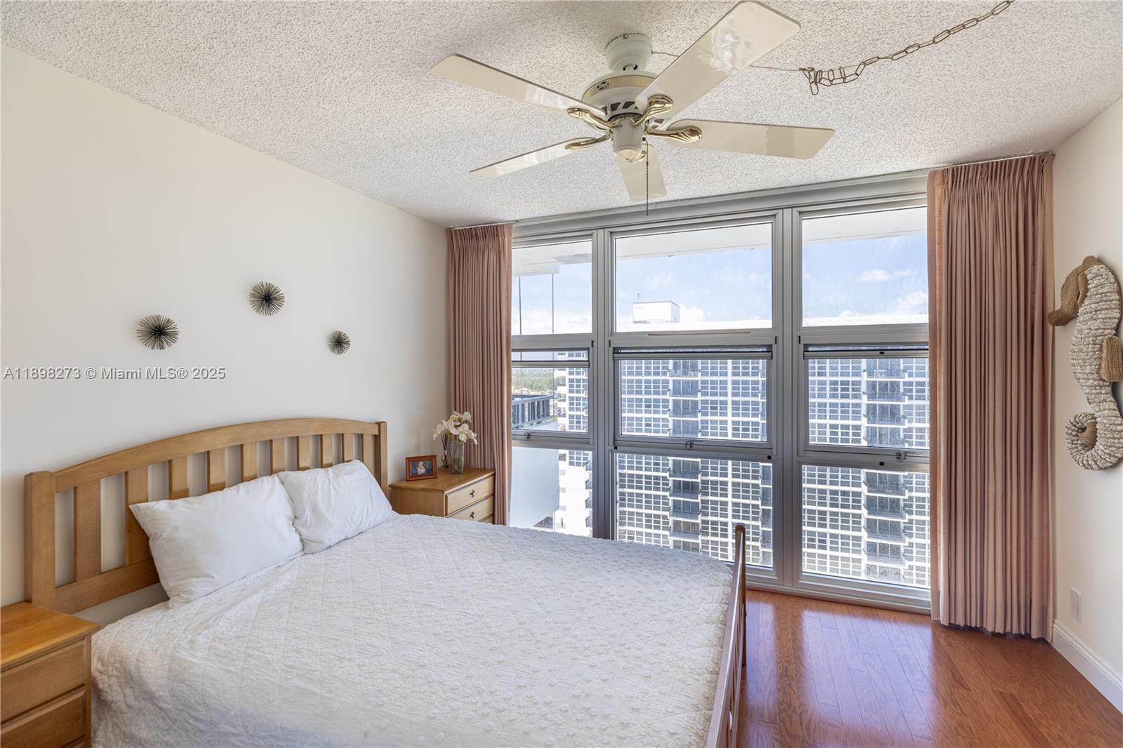 SILVER THATCH ATLANTIC PLZ - Residential Lease