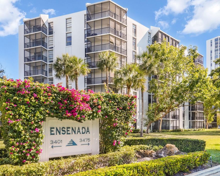 Welcome to your dream penthouse in the heart of Aventura! This beautiful 2-bedroom, 2-bathroom residence comes fully furnished and is turnkey, offering the perfect blend of luxury and convenience. 
Enjoy panoramic views and bask in natural light throughout the day, thanks to large windows and a spacious layout. 
Situated in the **ideal location of Aventura**, you’ll have easy access to everything you need. Close to top shopping plazas, golf courses, pristine beaches, and world-class dining, this penthouse offers the ultimate in convenience and lifestyle. Whether you're looking to relax or explore, everything you need is just moments away.

Don’t miss this incredible opportunity! Contact us today to schedule a private showing!