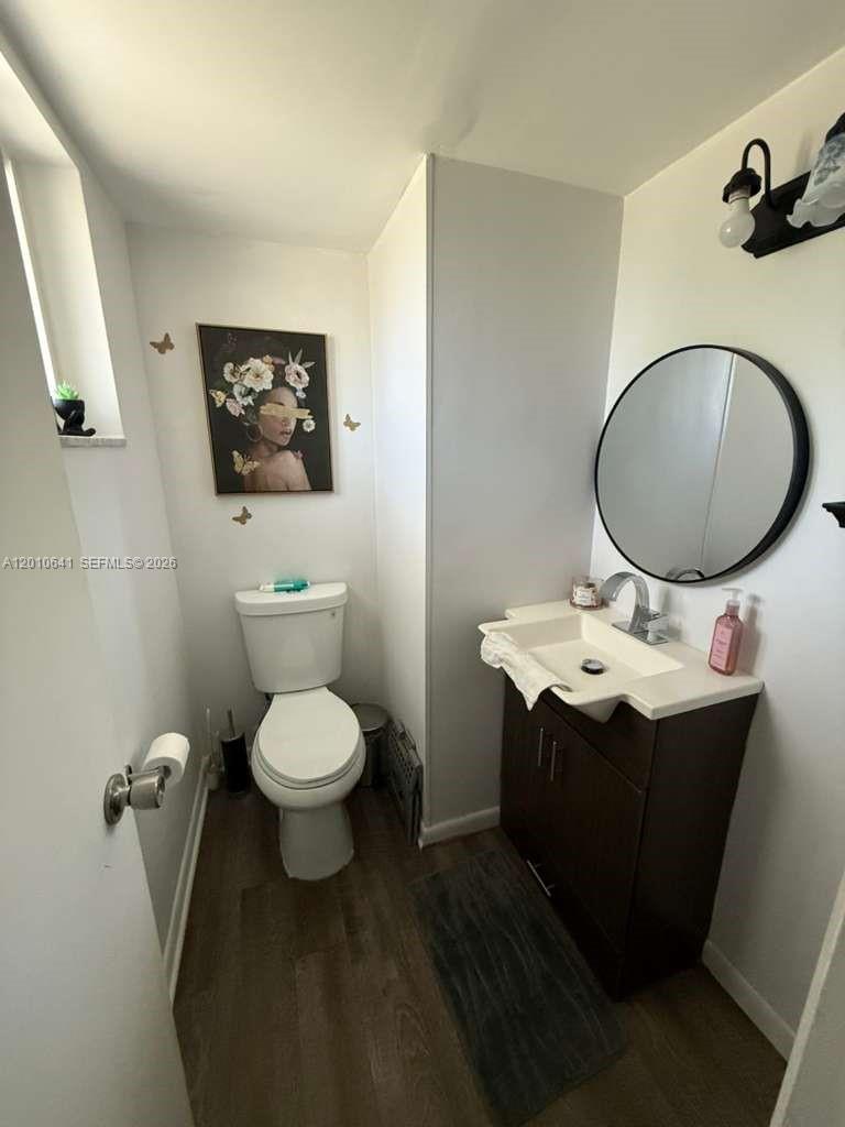 RIVIERA CONDOMINIUM APTS - Residential
