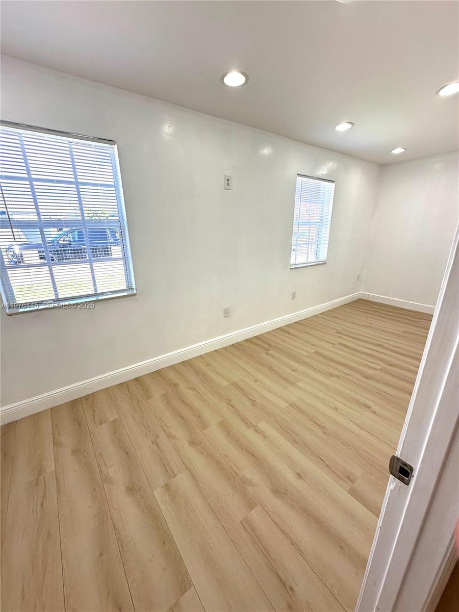 CORAL VILLAS REV - Residential Lease