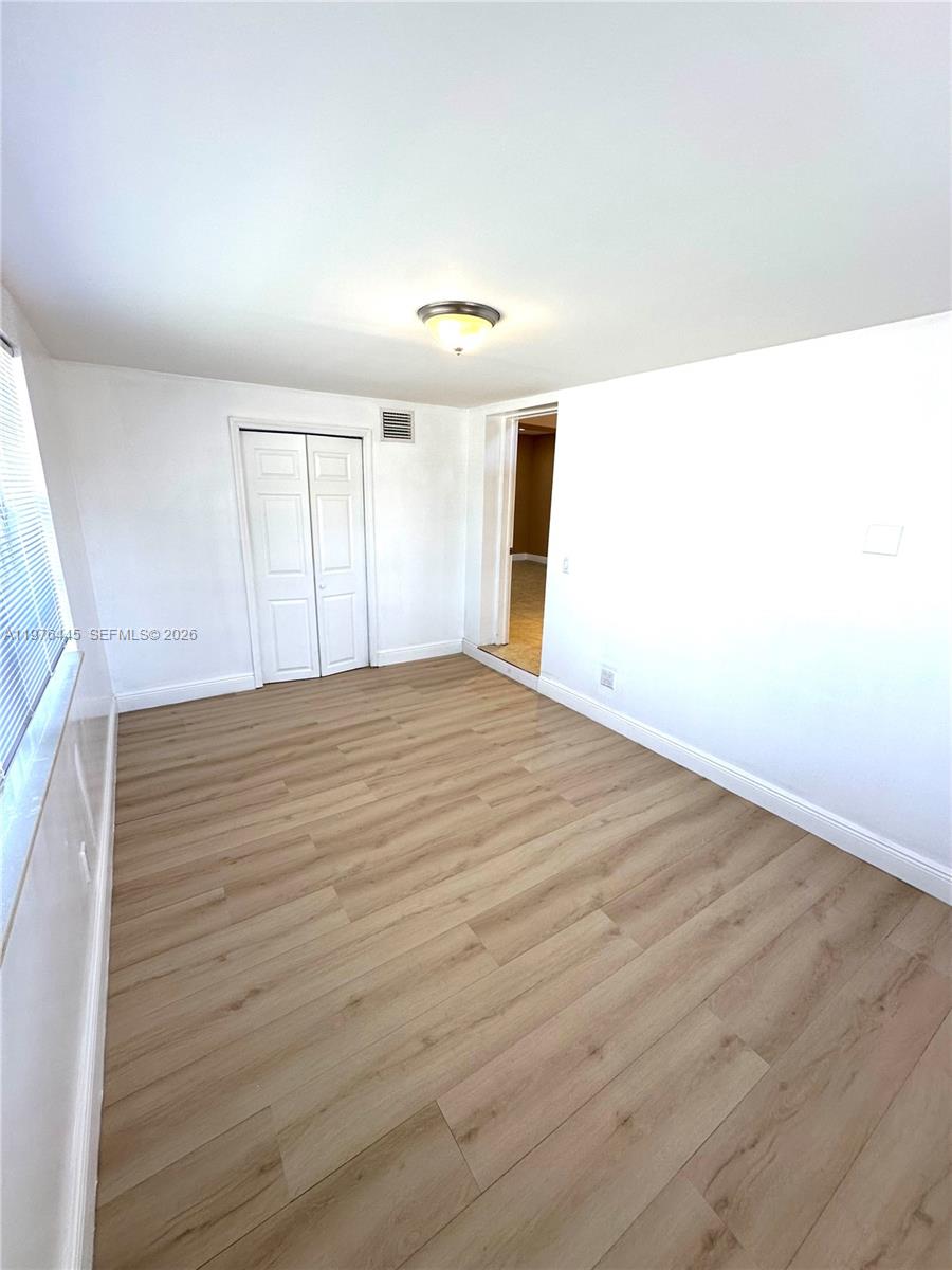 CORAL VILLAS REV - Residential Lease