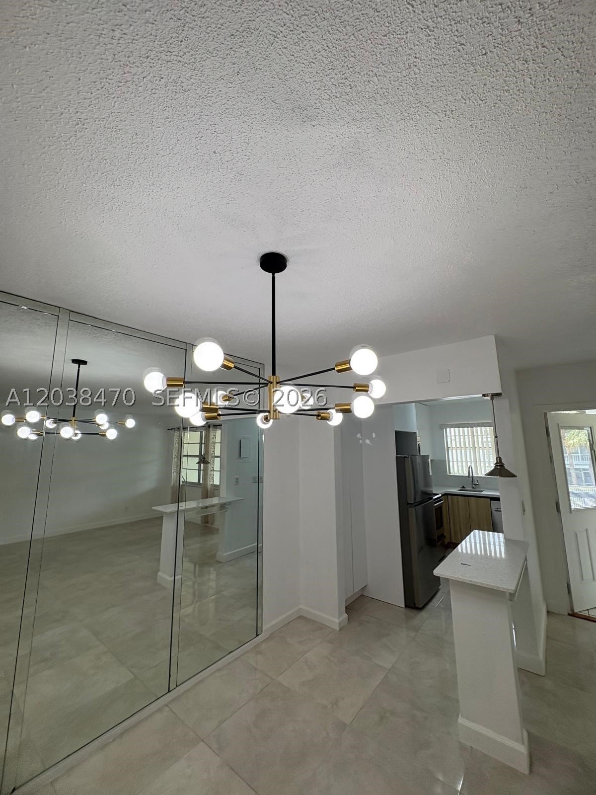 541 Blue Heron Dr 215
