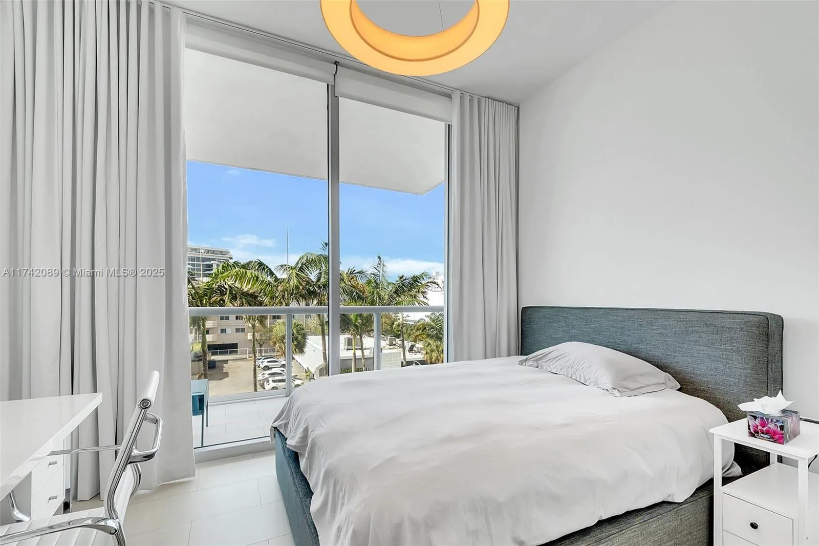 Miami Beach, Florida 33141, United States, 2 Bedrooms Bedrooms, ,2 BathroomsBathrooms,Residential,Active,6890