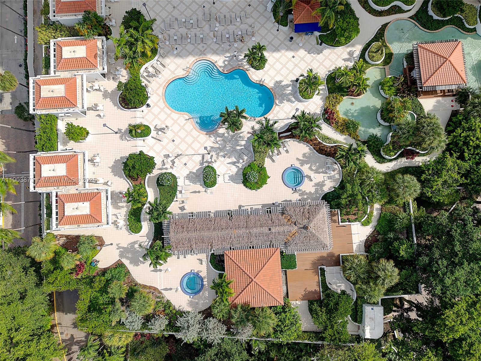 HAMPTONS WEST CONDO - Residential