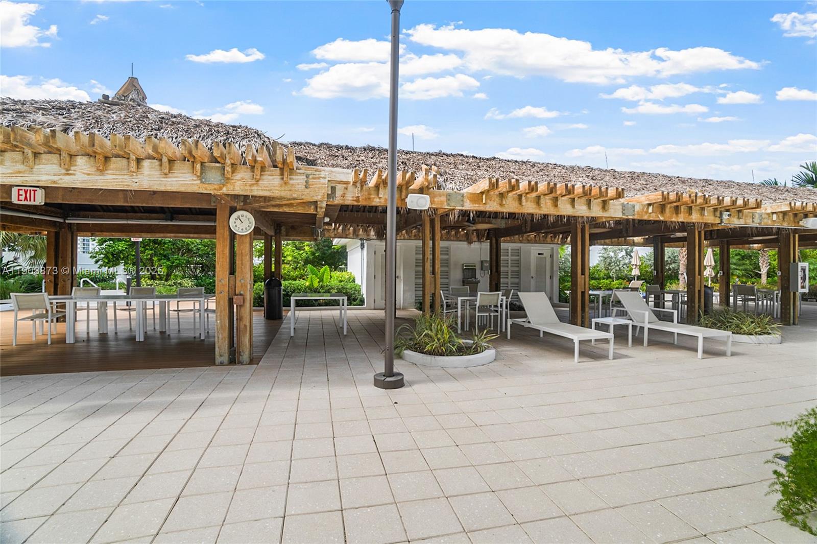 HAMPTONS WEST CONDO - Residential