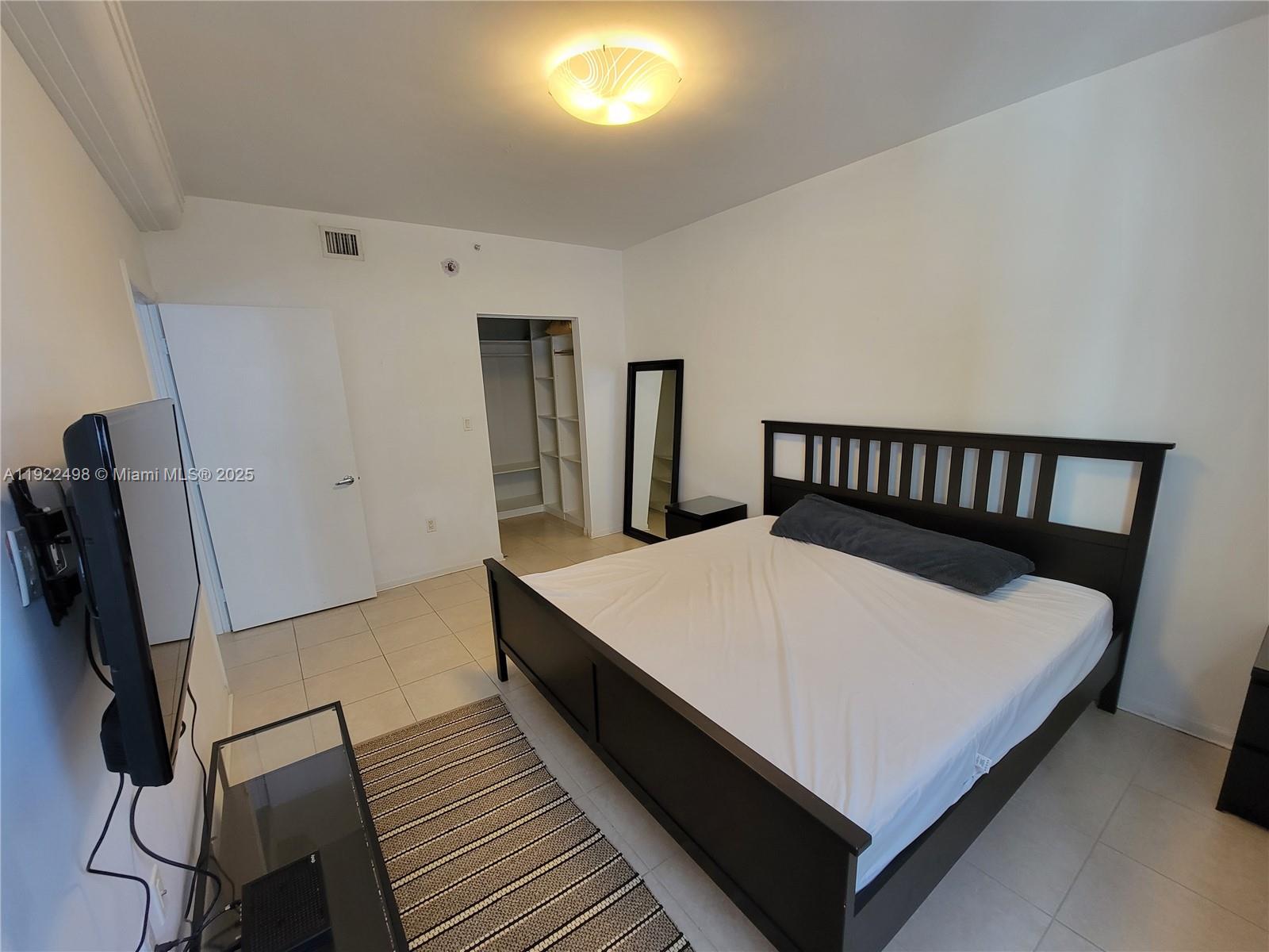 FORTUNE HOUSE CONDO - Residential