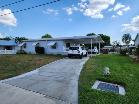 A home in Okeechobee